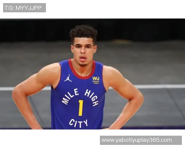 小波特半场火力全开11投7中砍下21分2篮板3助攻单节得分均上双