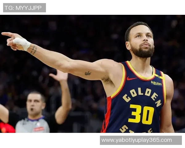 库里荣膺12月23日NBA最佳球员展现超凡实力引发热议