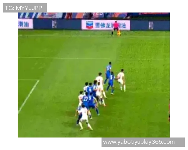 海牛门前连续进攻未果VAR判罚越位导致进球无效引发争议 海牛门前连续进攻未果VAR判罚越位导致进球无效引发争议