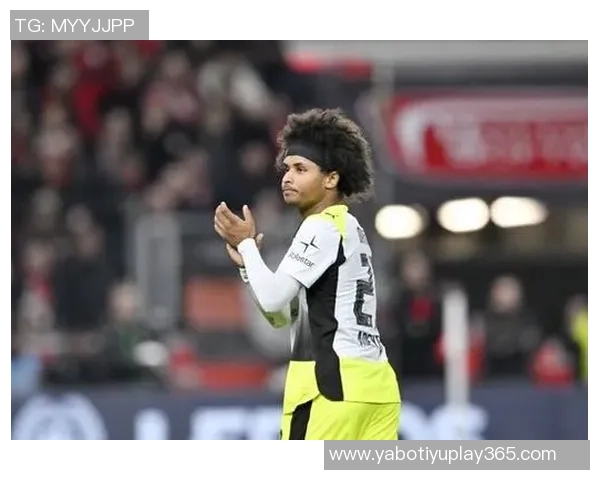 德天空报道多特蒙德积极推进阿德耶米续约经纪人门德斯与多队洽谈